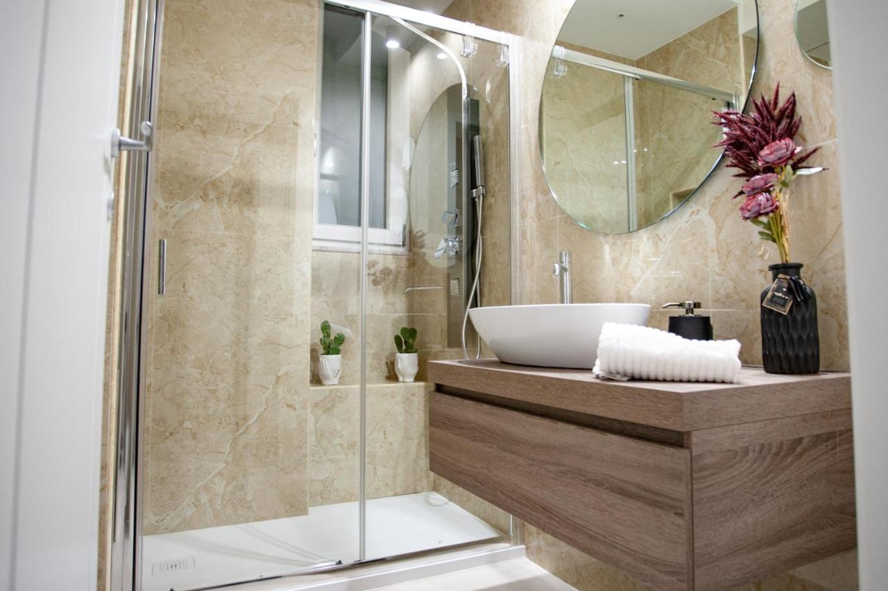 La Chimera Luxury Home Tarente Buitenkant foto